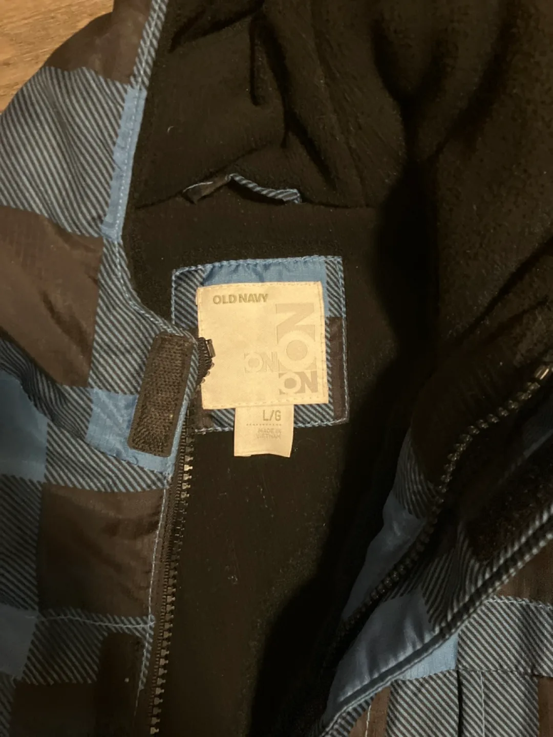 Old Navy Blue and Black Plaid Winter Jacket 🧡 image indicator(2)