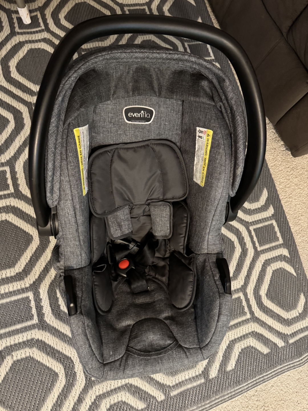 Evenflo Embrace Infant Car Seat - photo 4