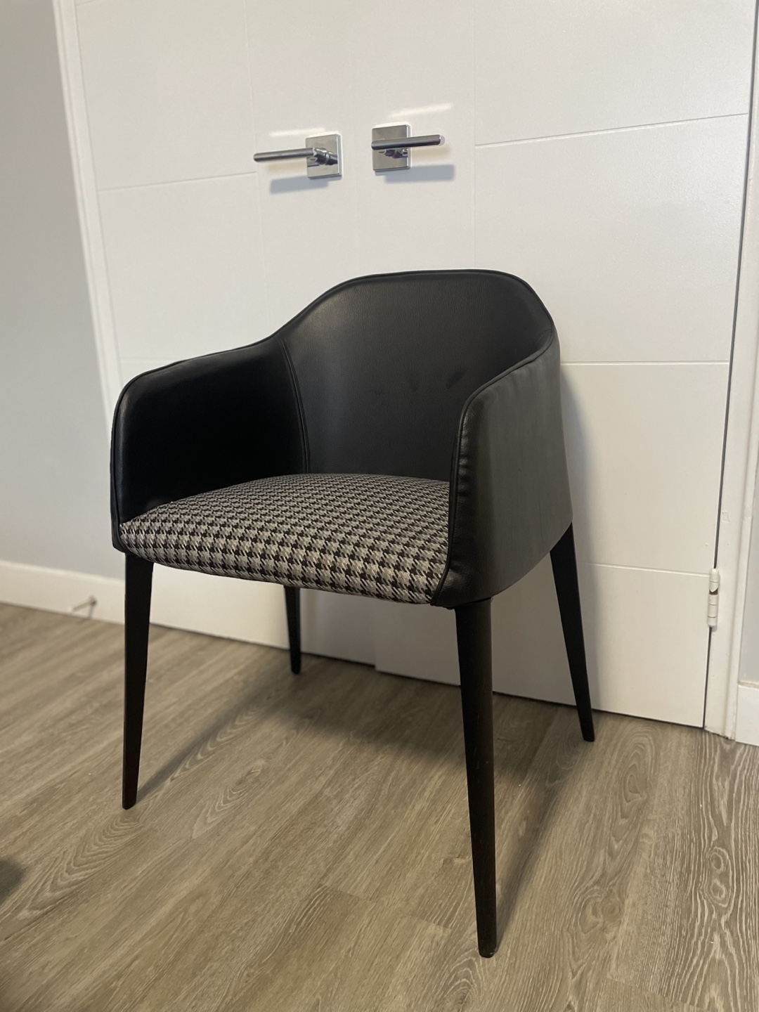 Black and Grey Chair with leather back - 1 piece - photo 2