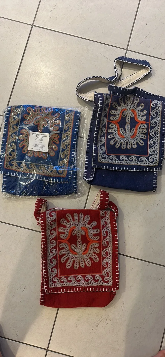 Handmade Felt mats bags slippers and much more image indicator(5)