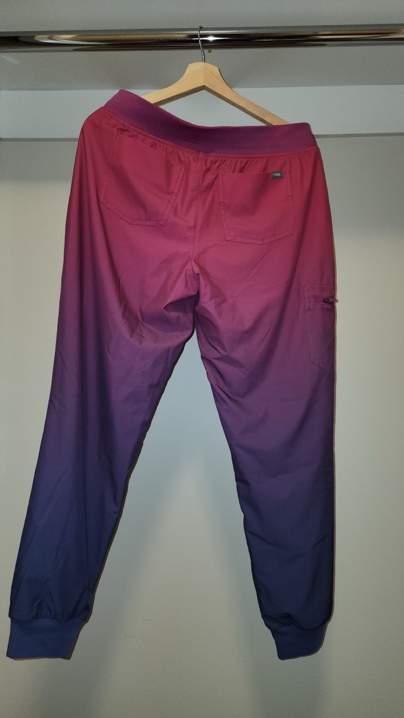 FIGS women’s jogger scrub pants/M regular length - photo 2