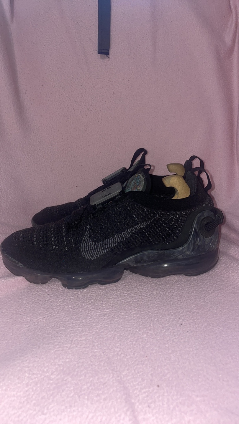 Nike Vapormax  Black  Size 11 - photo 2