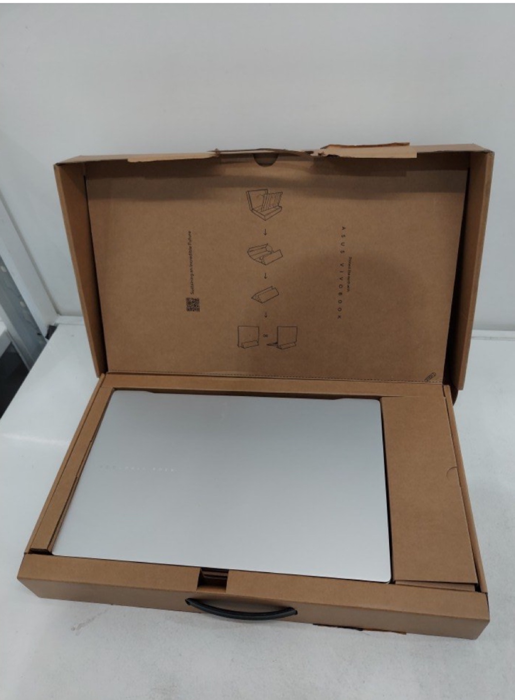 ASUS VivoBook S15 Copilot+ Laptop - photo 2