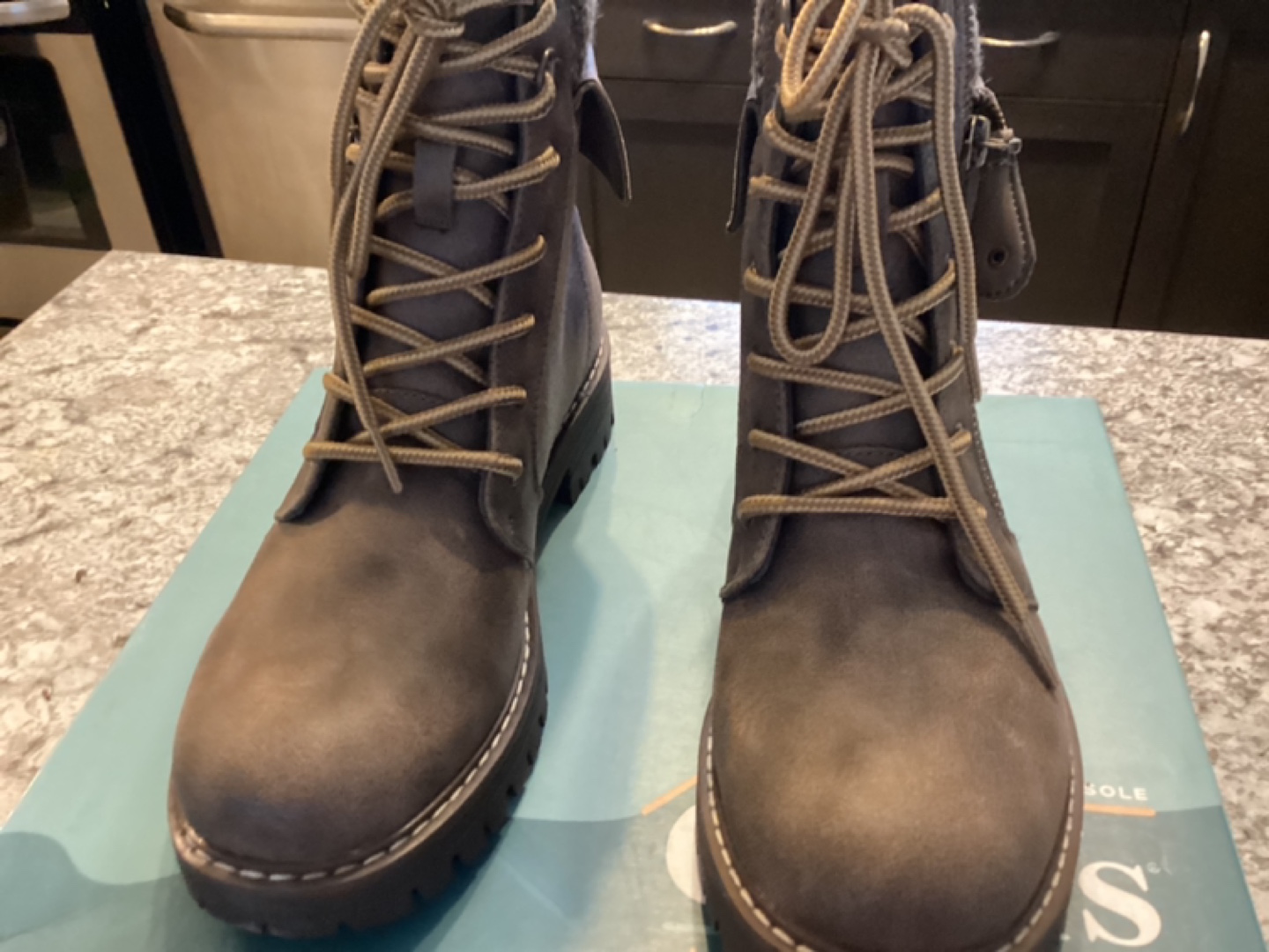 Womens Cliffs by White Mountain Boots Size 6.5