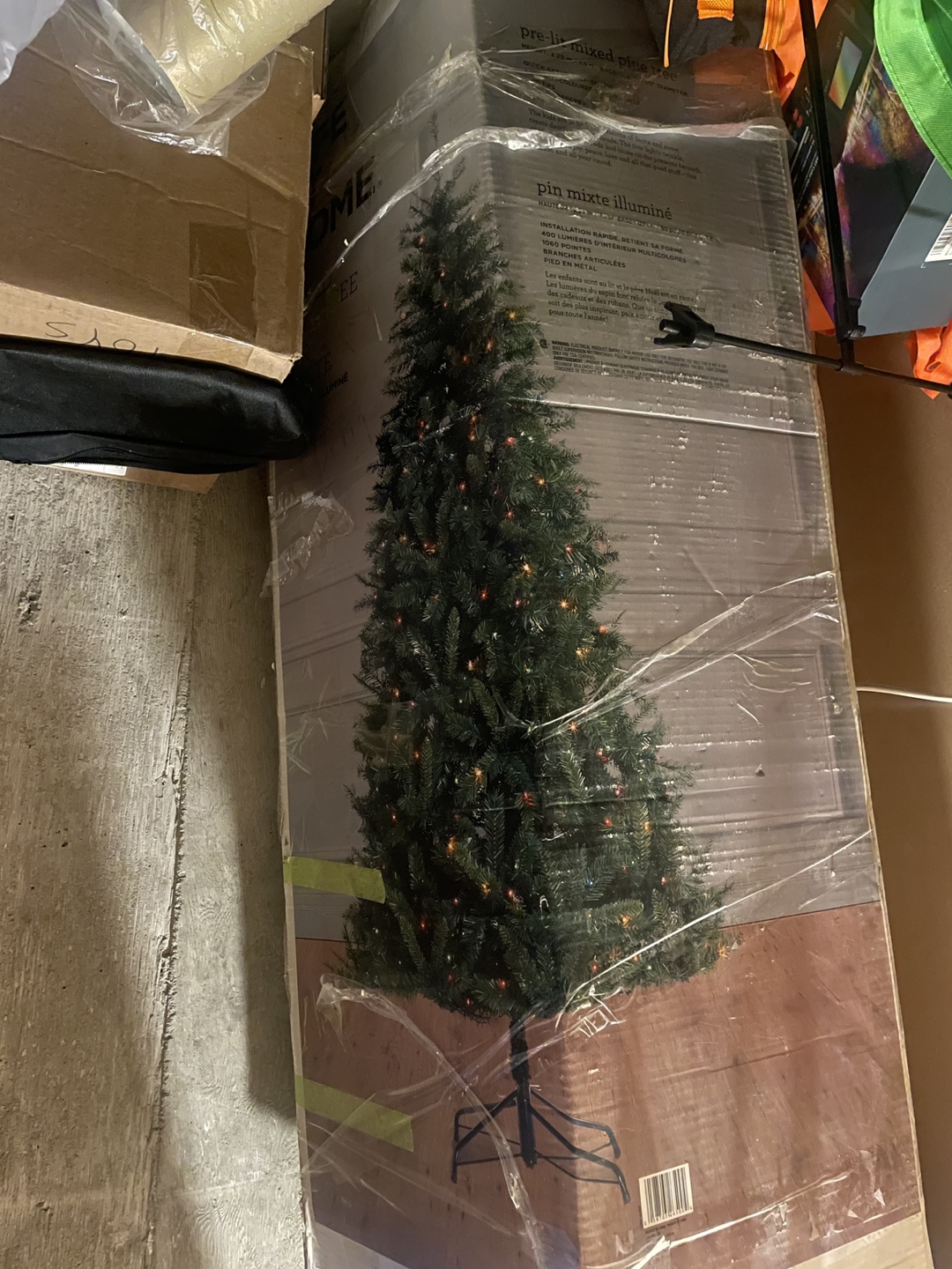 Pre-lit Artificial Christmas Tree - photo 3