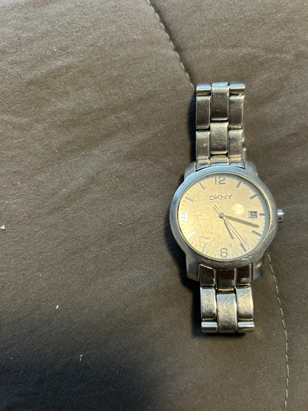 DKNY unisex Watch thumbnail