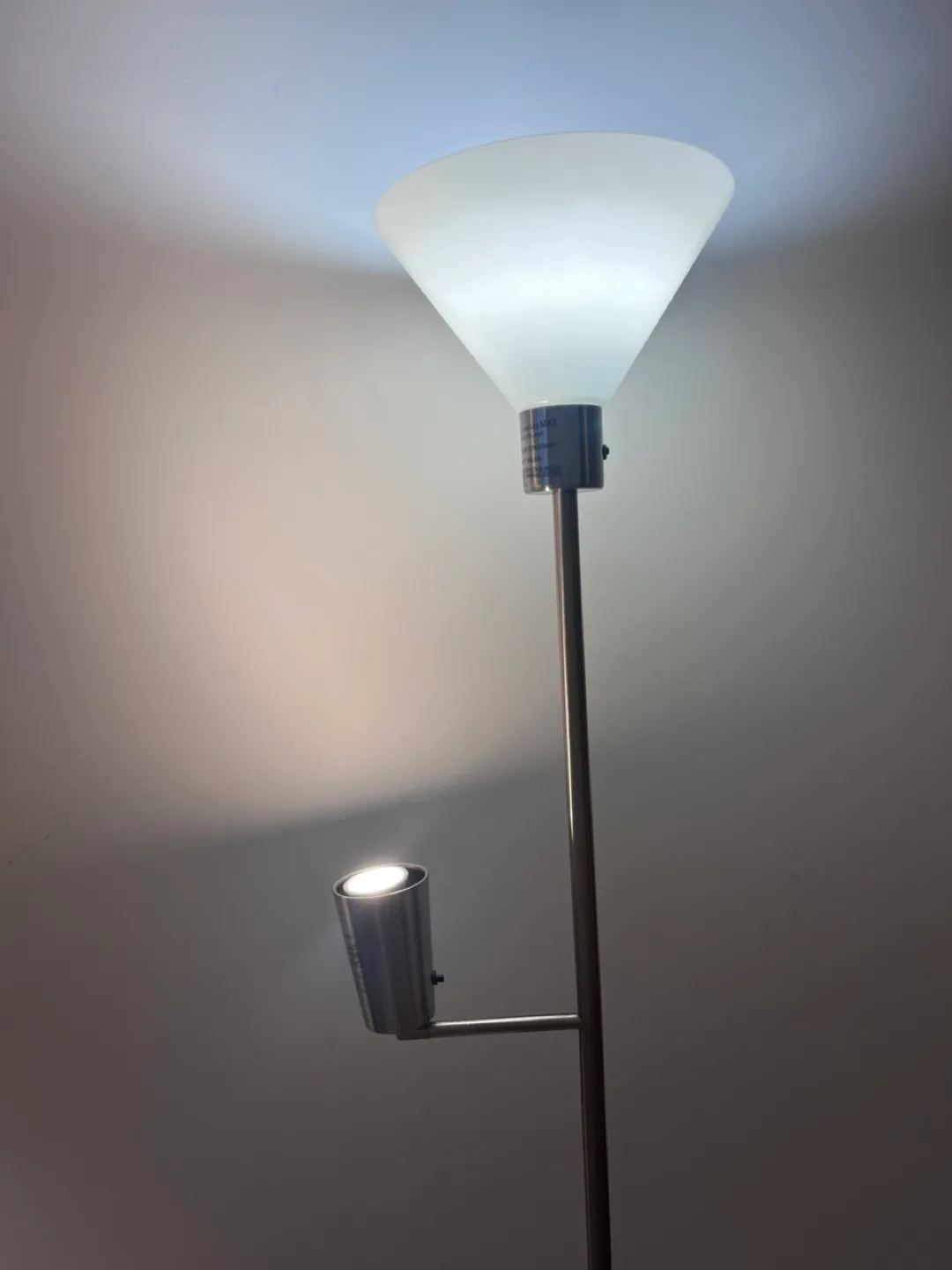 Floor lamp with two lights thumbnail