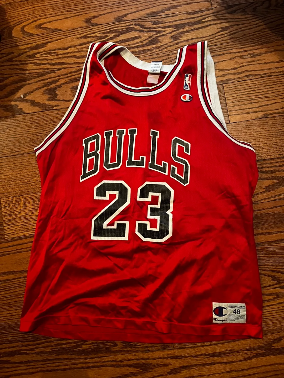 Vintage Chicago Bulls Michael Jordan Jersey thumbnail