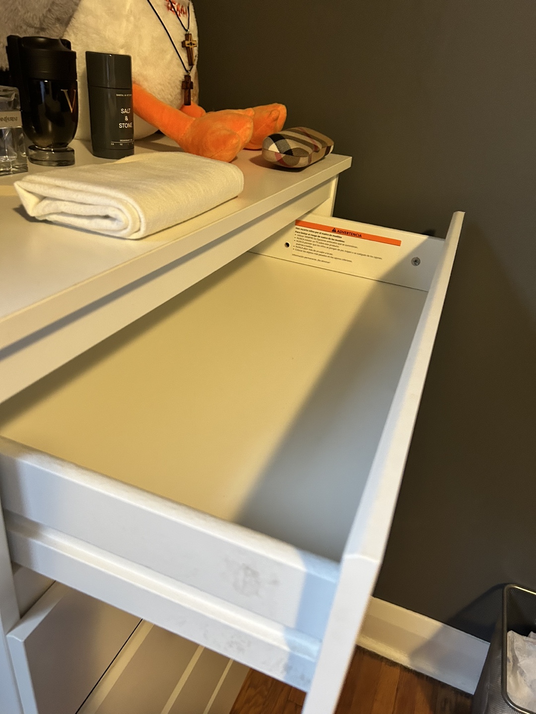 White 5 Drawer Chest - photo 2