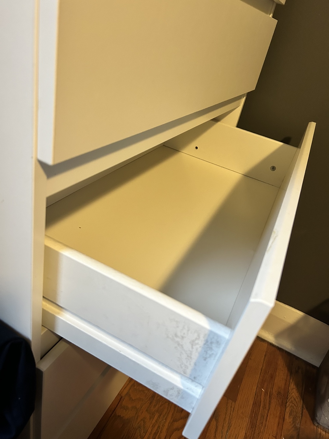 White 5 Drawer Chest - photo 3
