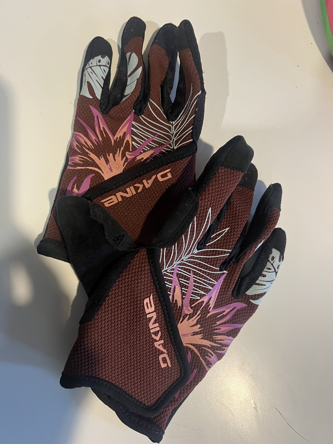 Dakine Girls 11-12 y Gloves