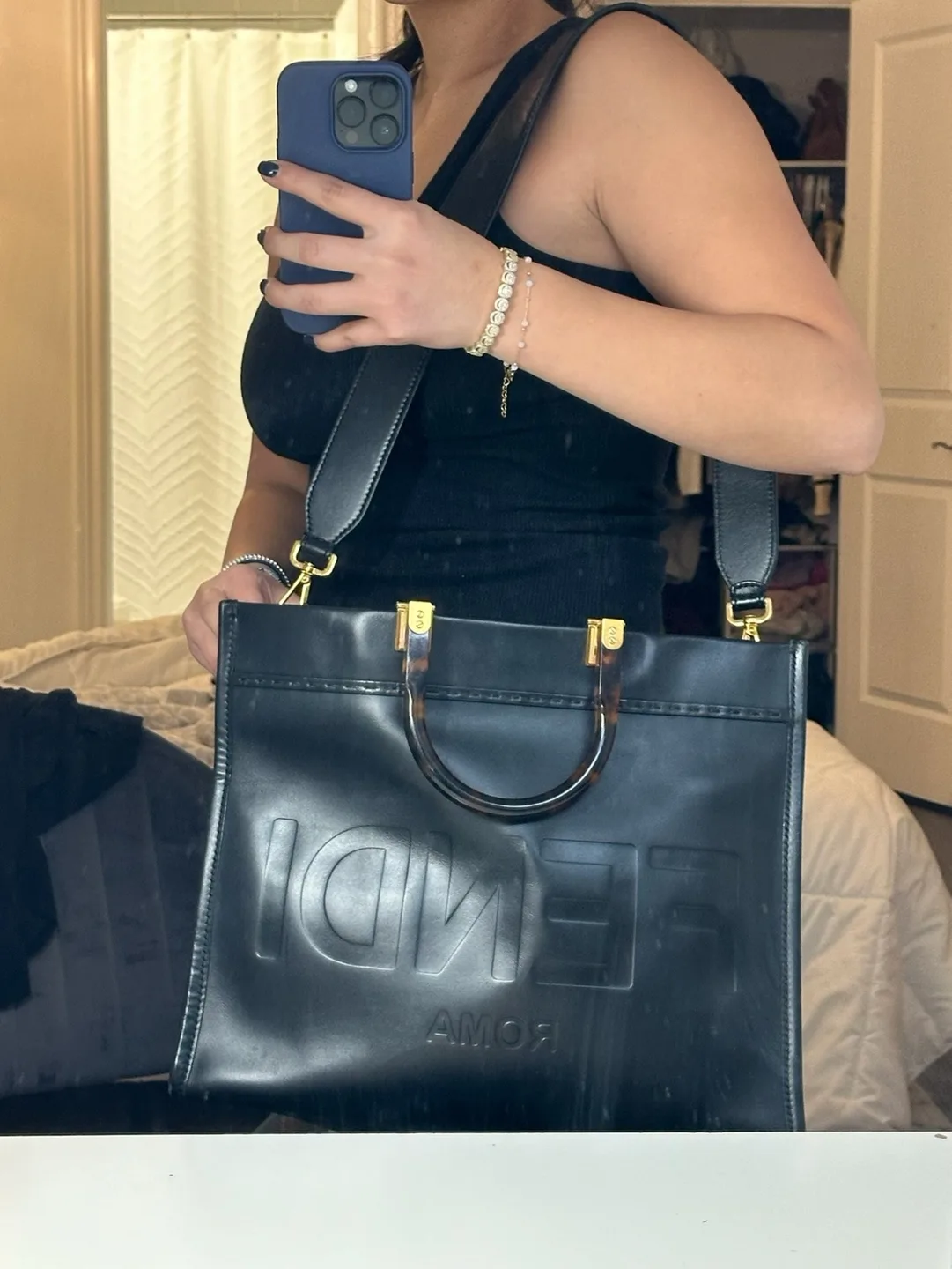 Fendi Sunshine Tote Bag image indicator(4)