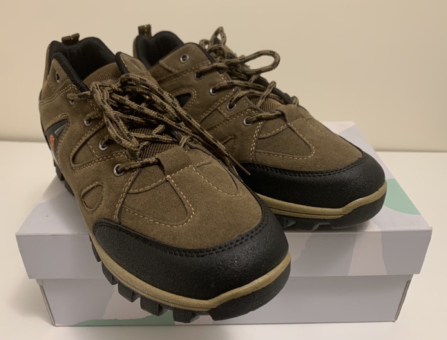 Mens Brown Hiking Shoes size US 9 - photo 2