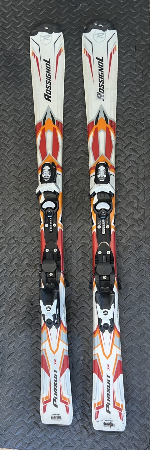 Rossignol Pursuit Jr Skis 120cm and poles 90