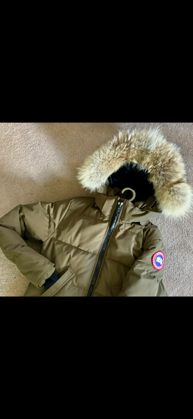 Canada Goose Long Down Jacket - Mystique Style image indicator(2)