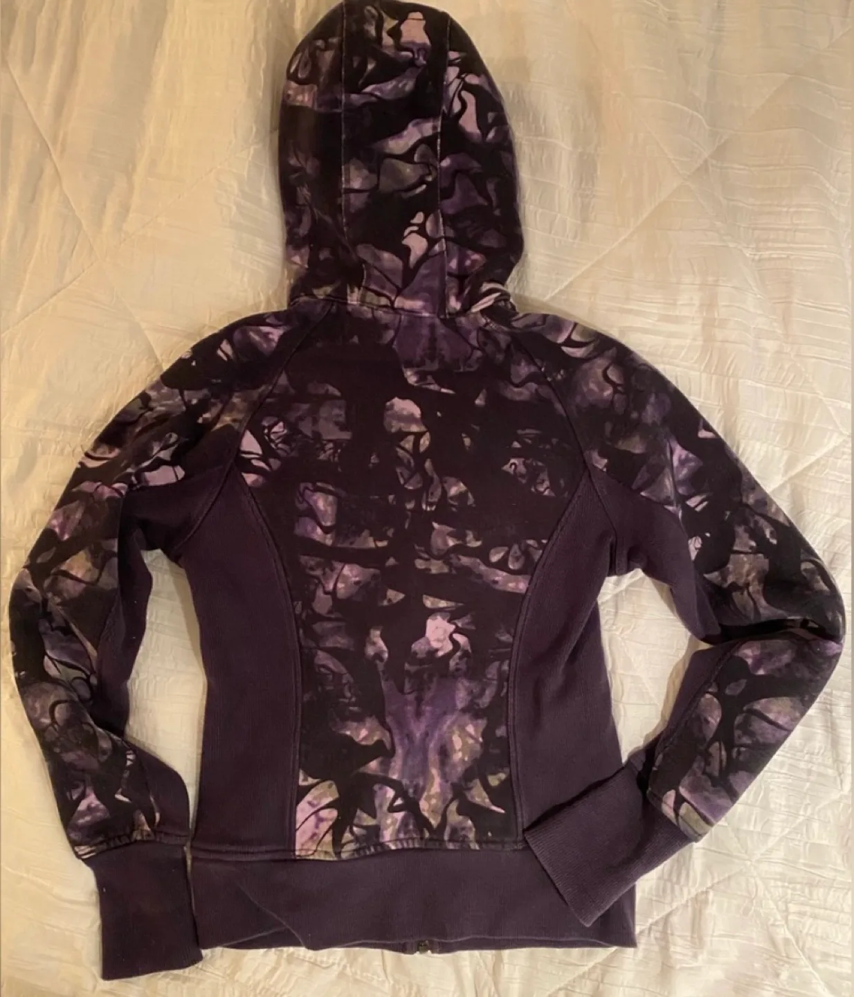 Lululemon Hooded Sweatshirt image indicator(2)