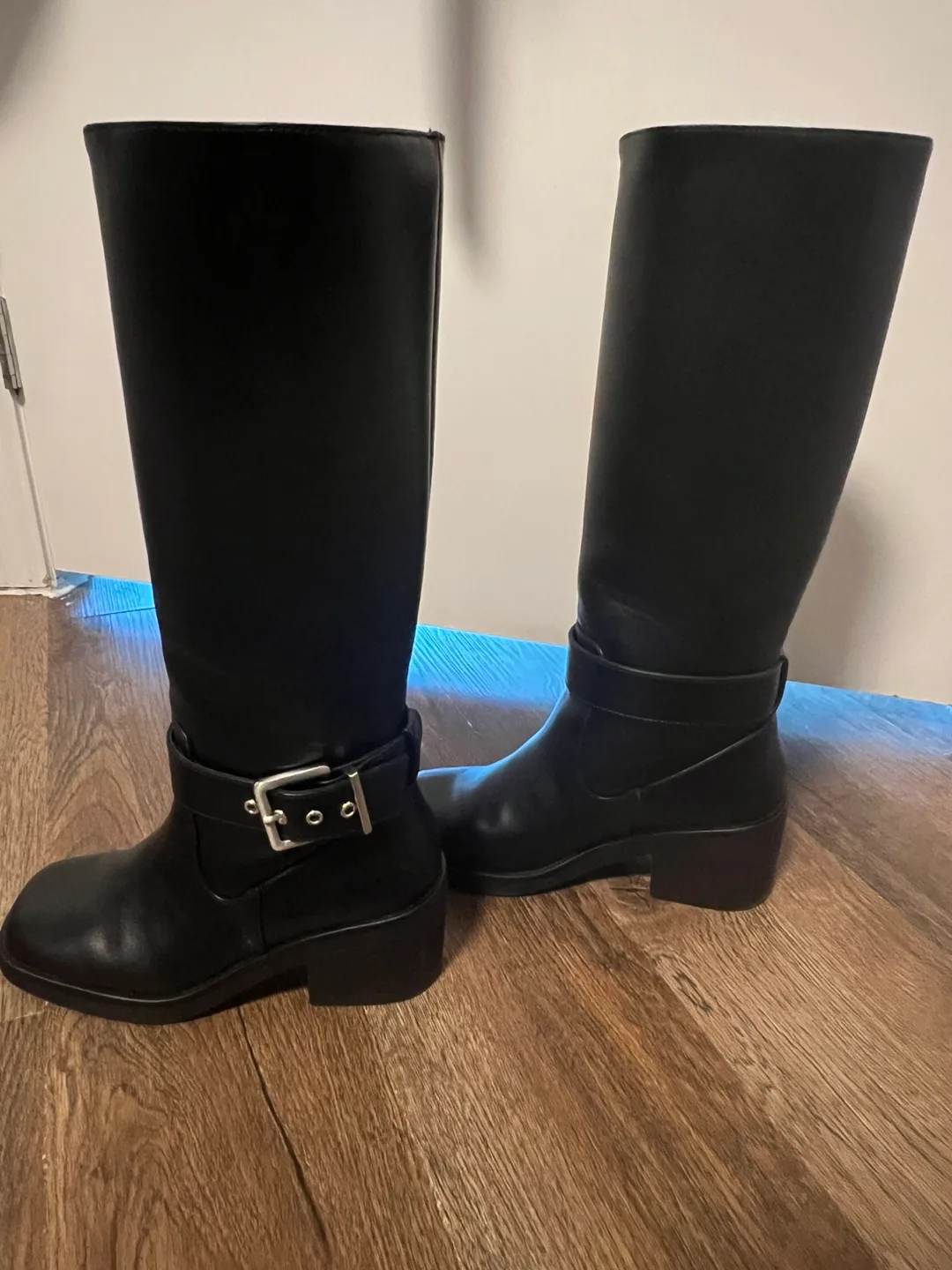 Black Knee-High Boots thumbnail