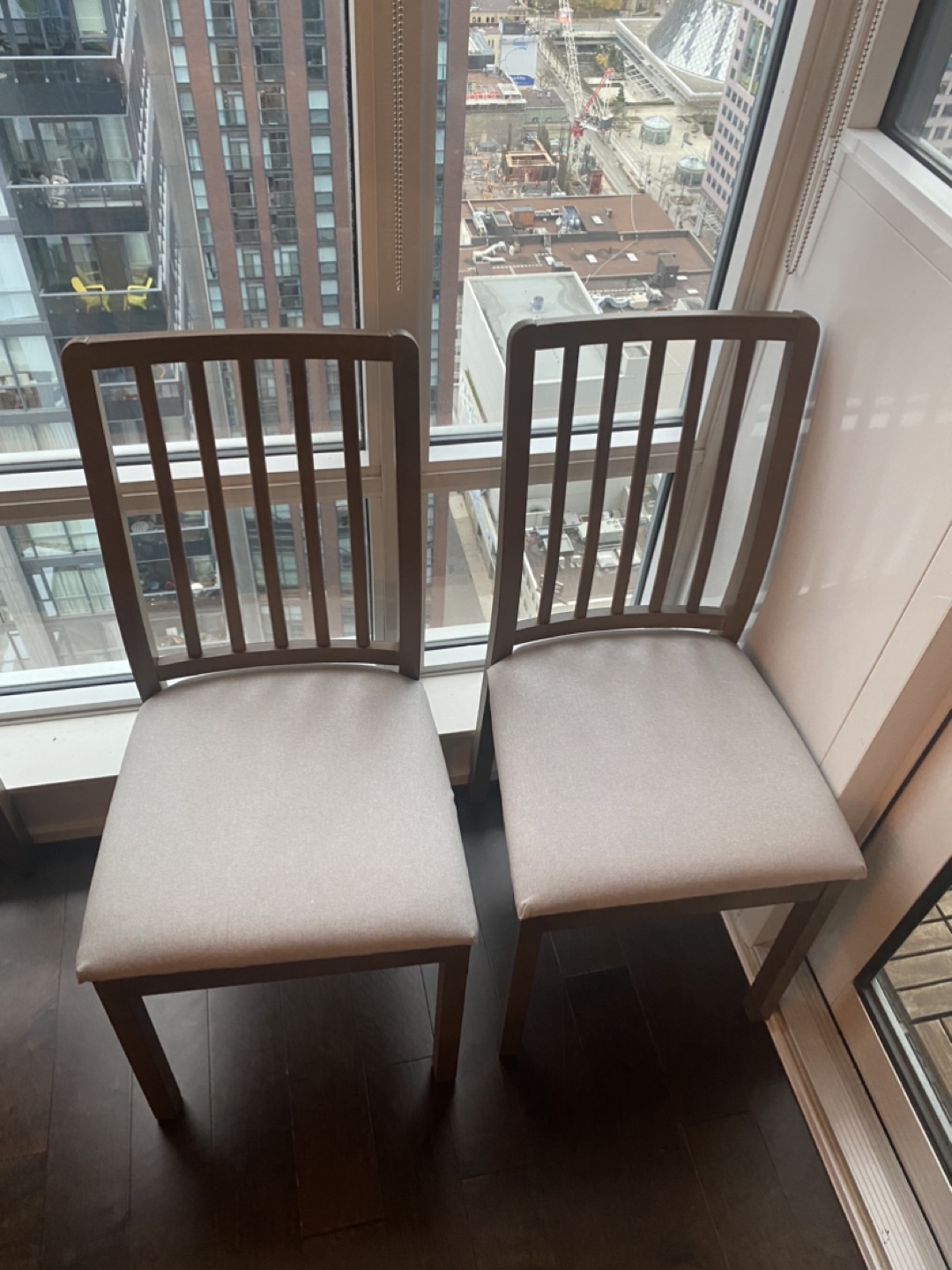 Set of 2 Dining Chairs
