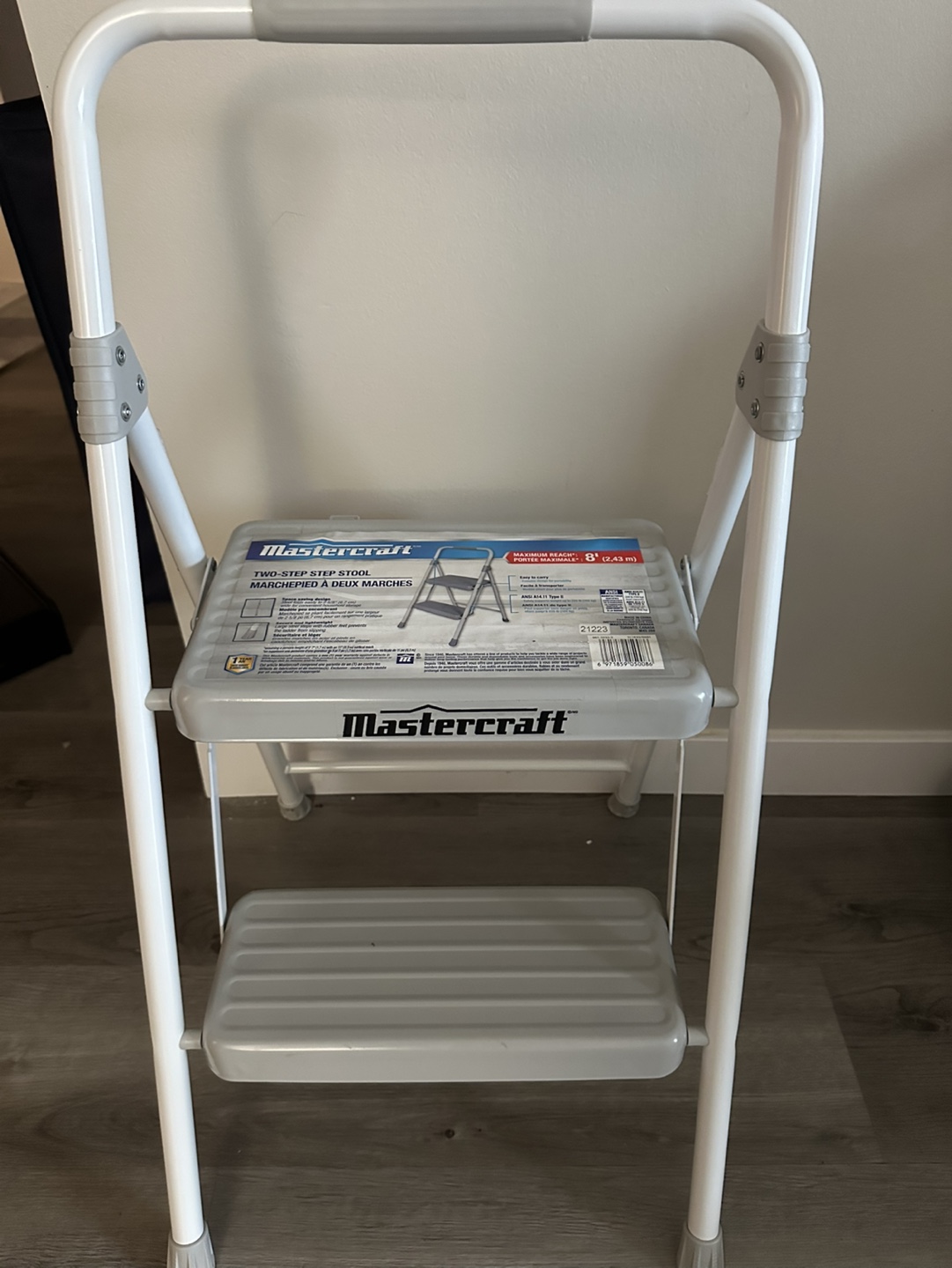 Mastercraft Two-Step Stool - photo 2