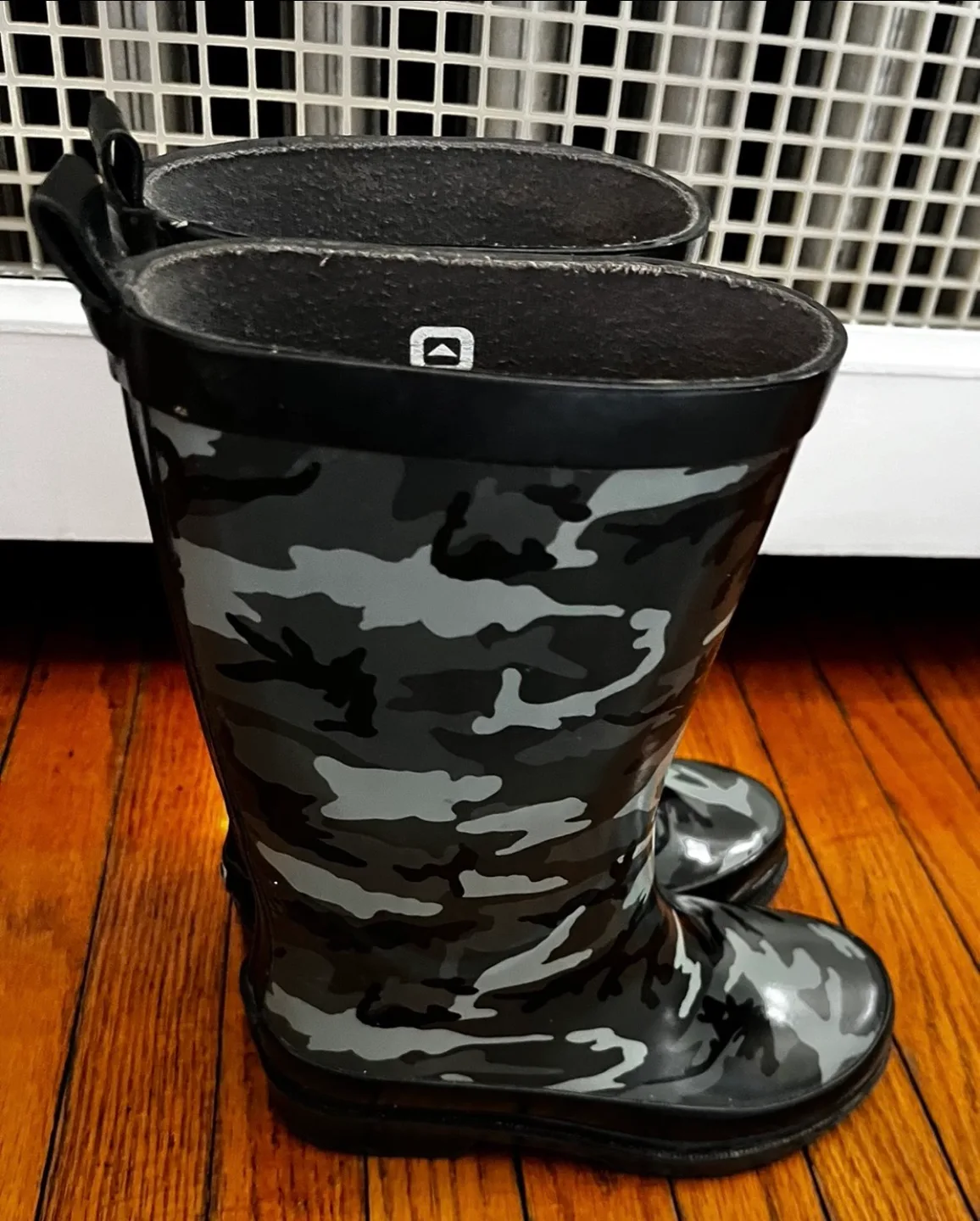 Outbound Kids Waterproof Camo Rubber Rain Boots, Size 11 image indicator(2)