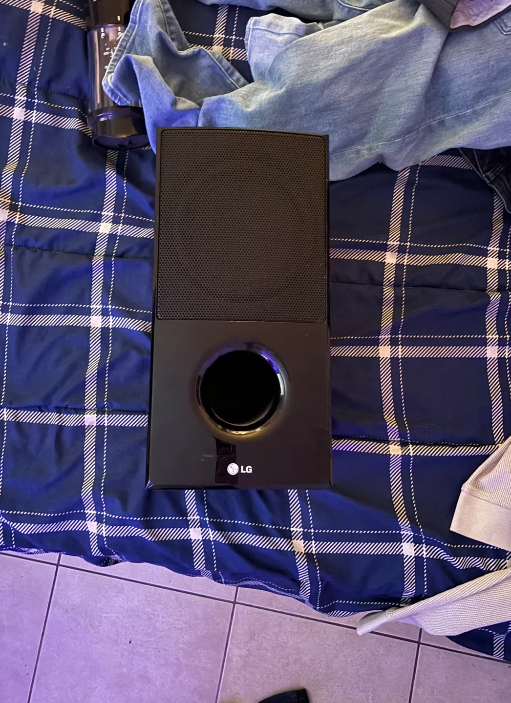 LG Subwoofer image indicator(2)