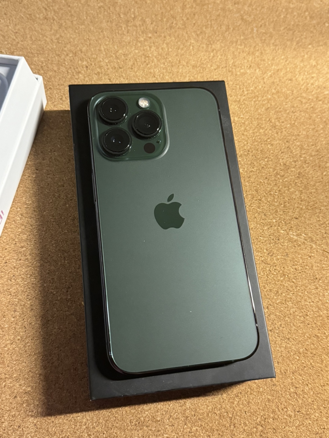 iPhone 13 Pro 256GB - photo 3