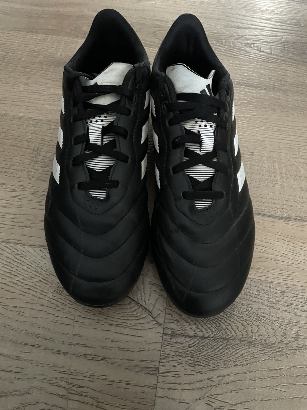 Adidas Soccer Cleats Size 8 - photo 3