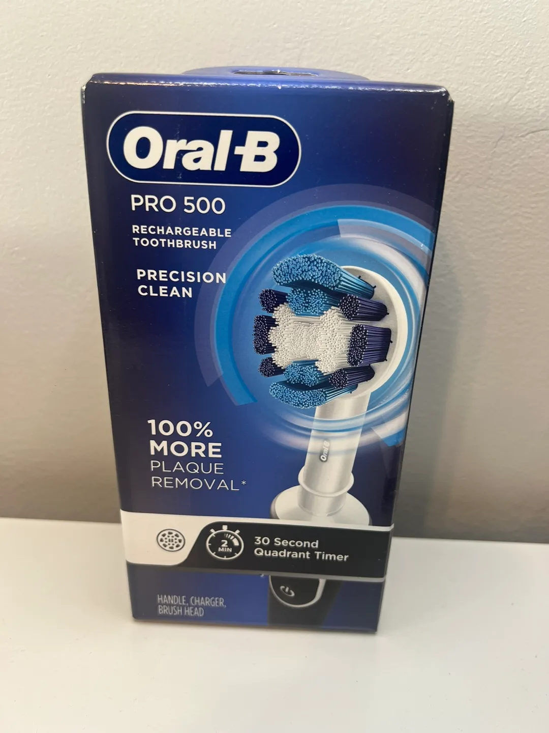 Oral-B Pro 500 Electric Toothbrush thumbnail