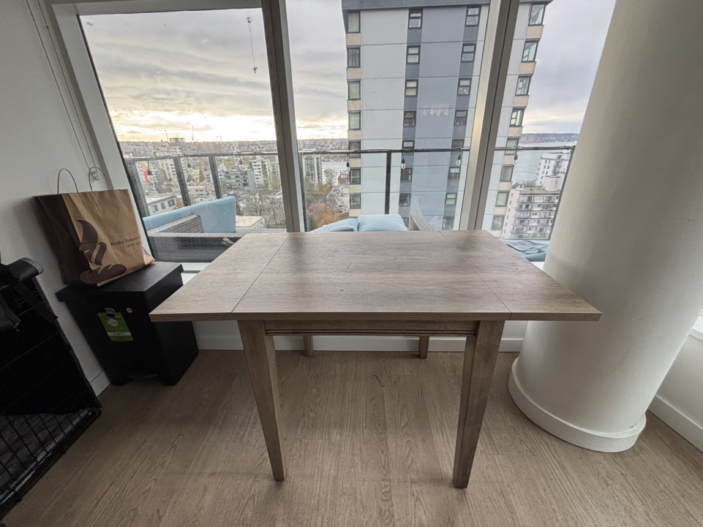 Extendable Dining Room Table