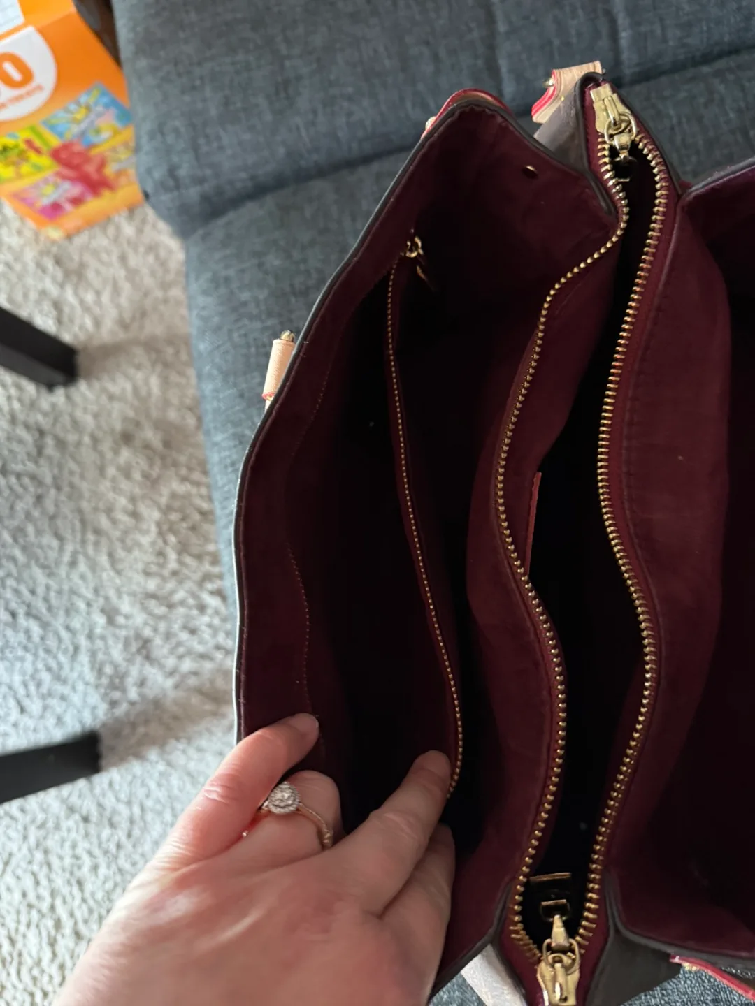 Louis Vuitton Monogram  Handbag image indicator(2)