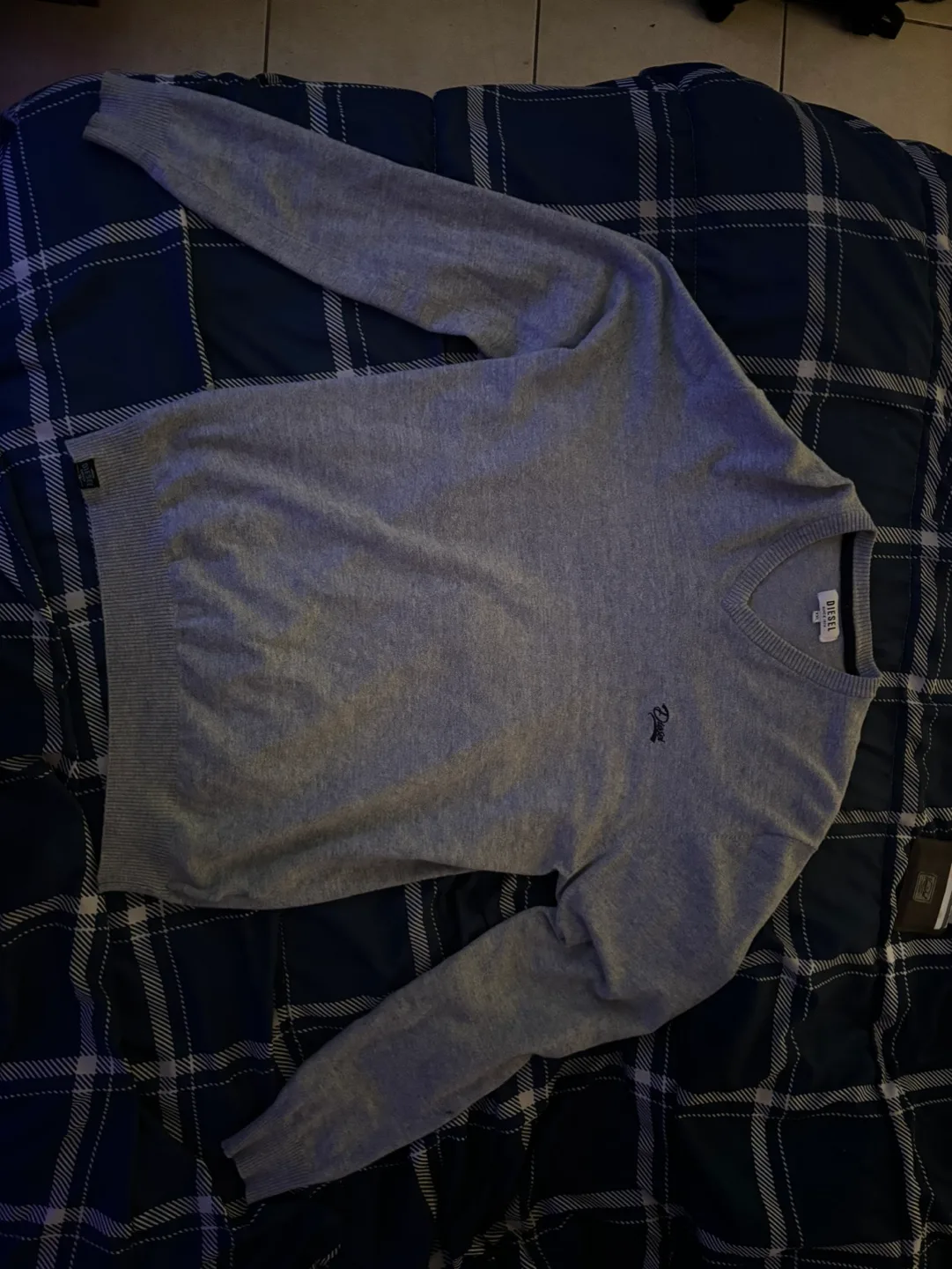 Diesel V-neck Sweater image indicator(2)