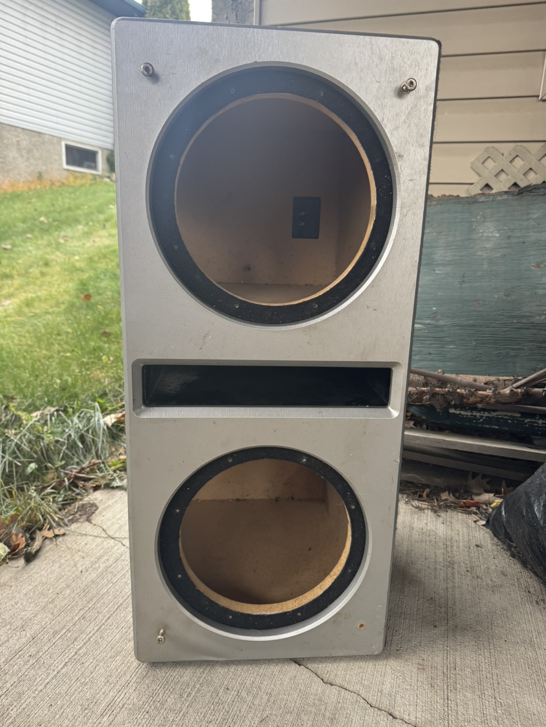 Dual 10 inch ported Subwoofer Box - photo 2