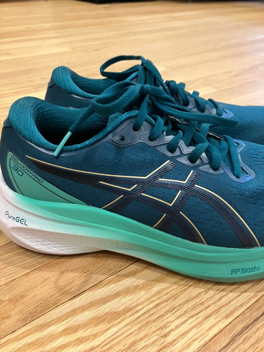 ASICS Gel-Kayano 30 Woman’s Running Shoes - Size 9 thumbnail