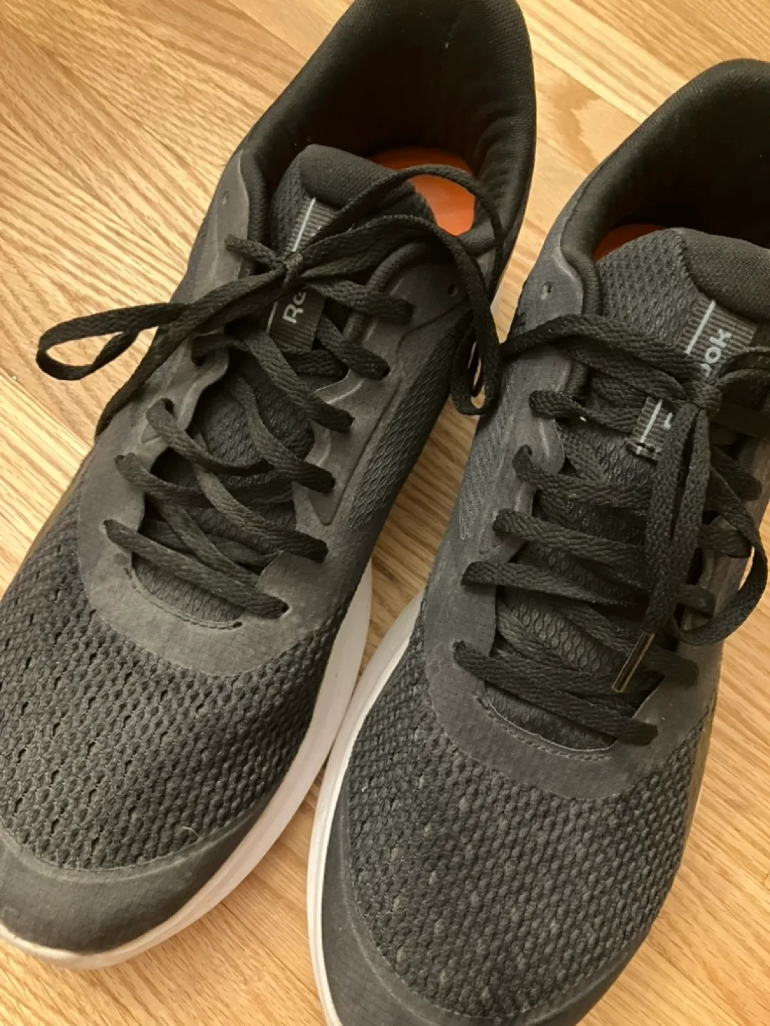 Reebok Running Shoes - Memory Tech Size 10 thumbnail