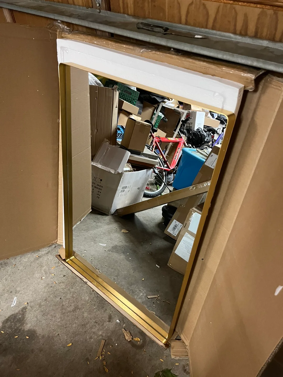 Gold Framed Wall Mirror image indicator(2)