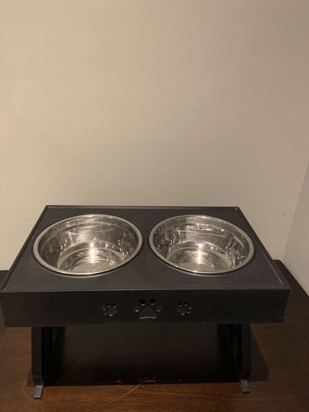 Elevated Dog Bowl Stand