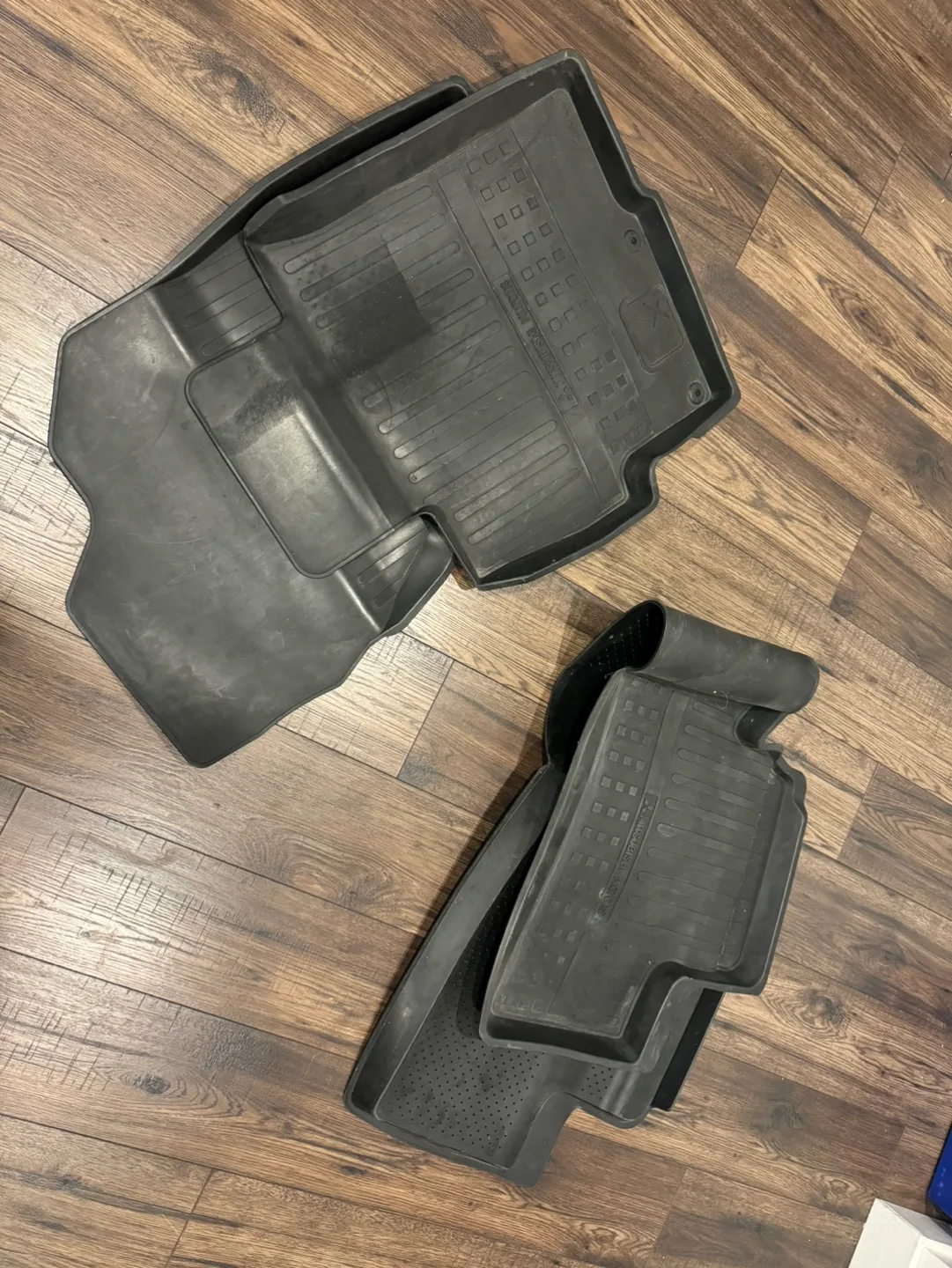 Mitsubishi Lancer Floor Mats image indicator(5)