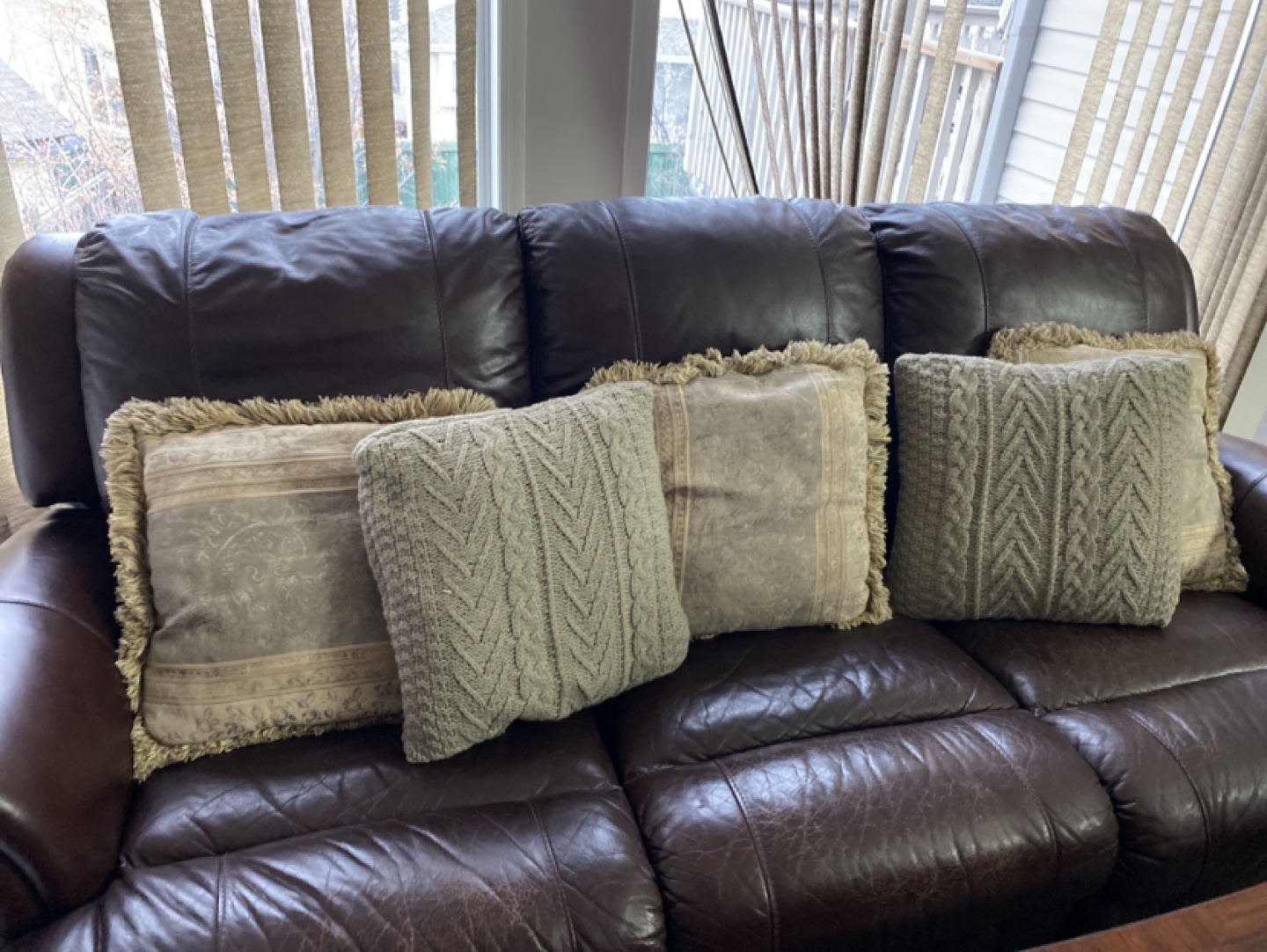 Living Room Furniture Set - photo 2