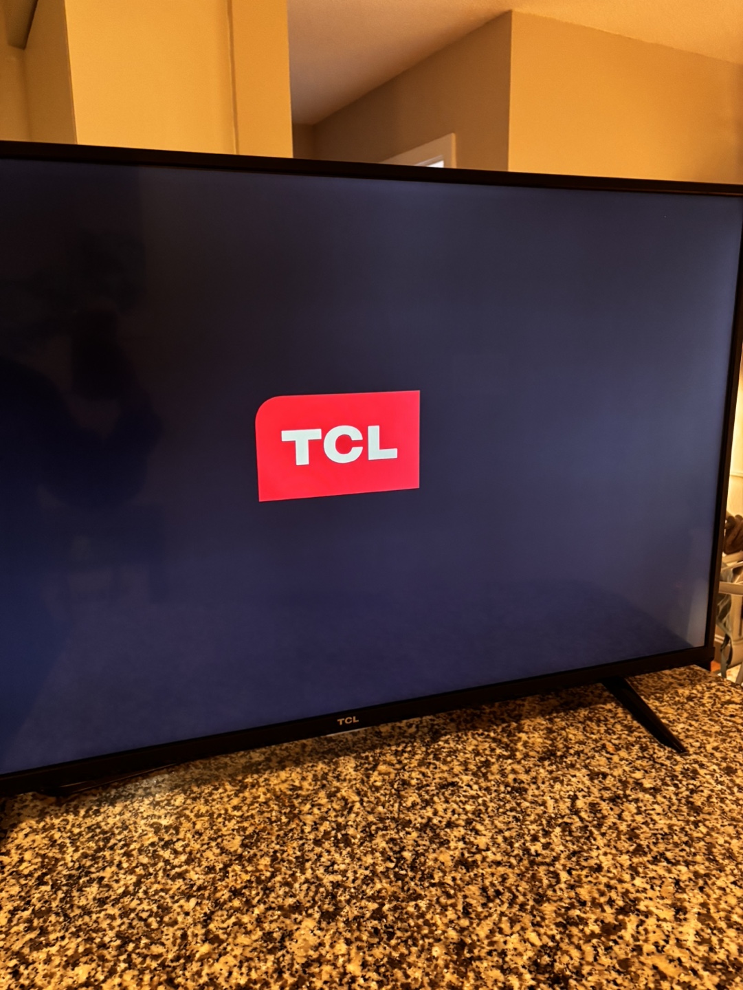 TCL 43 Inch Smart TV - photo 4