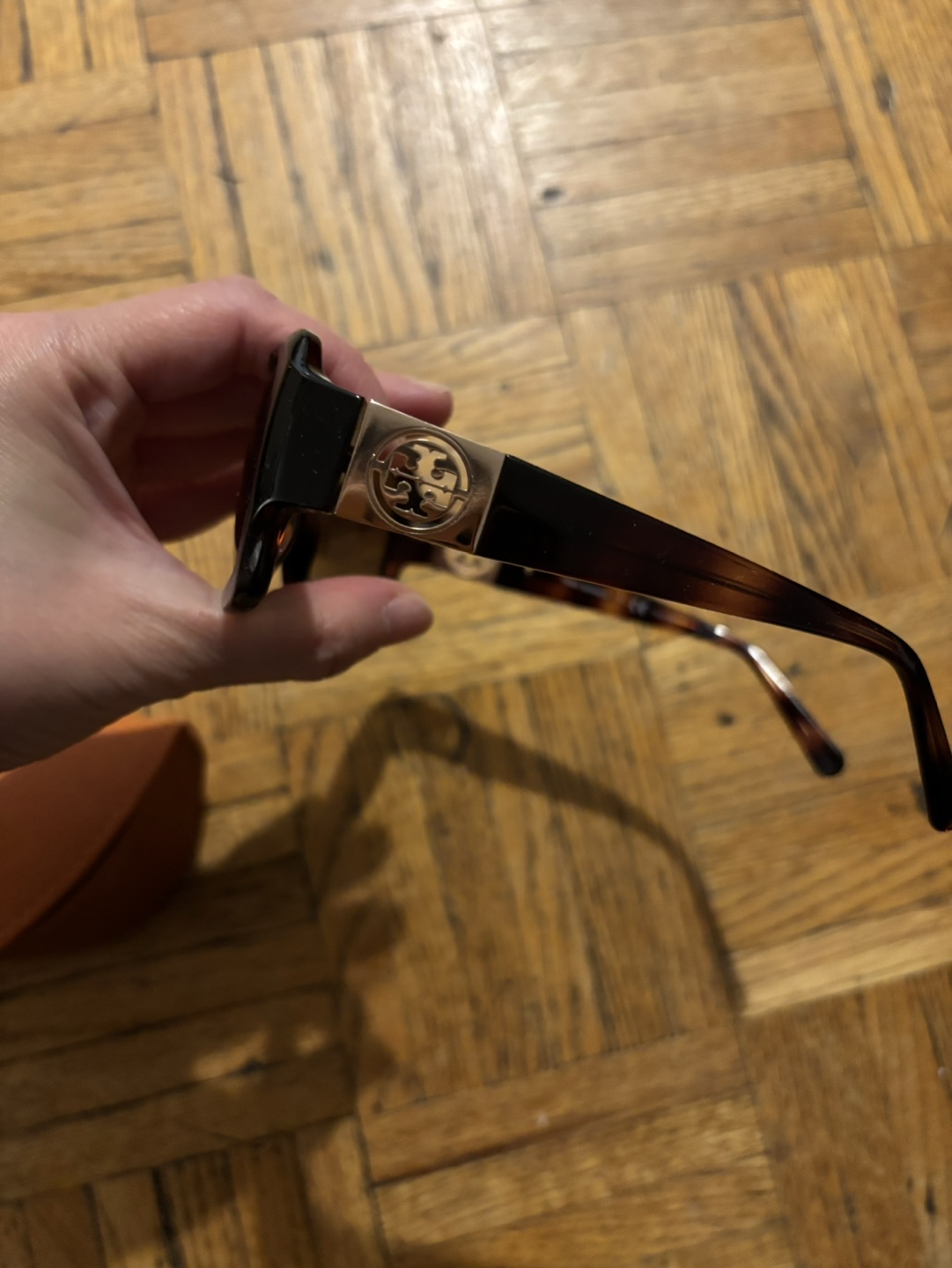 Tory Burch Sunglasses - photo 2