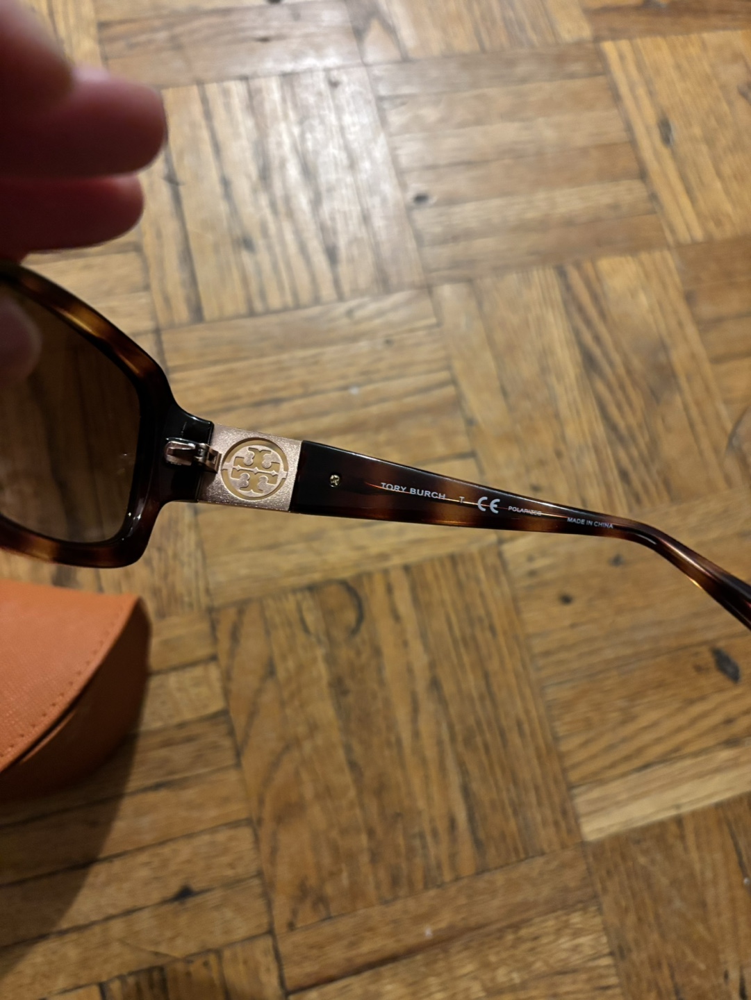 Tory Burch Sunglasses - photo 3