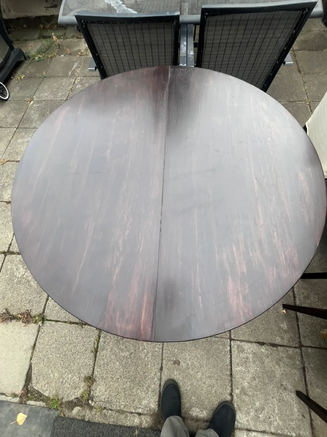 Dinning table 4 chairs 2 leaves thumbnail