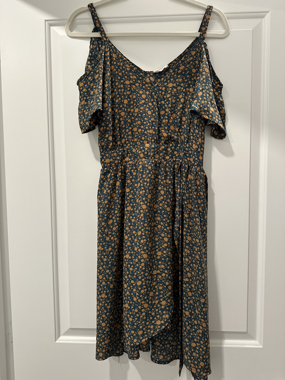 Floral Cold Shoulder Dress - photo 2