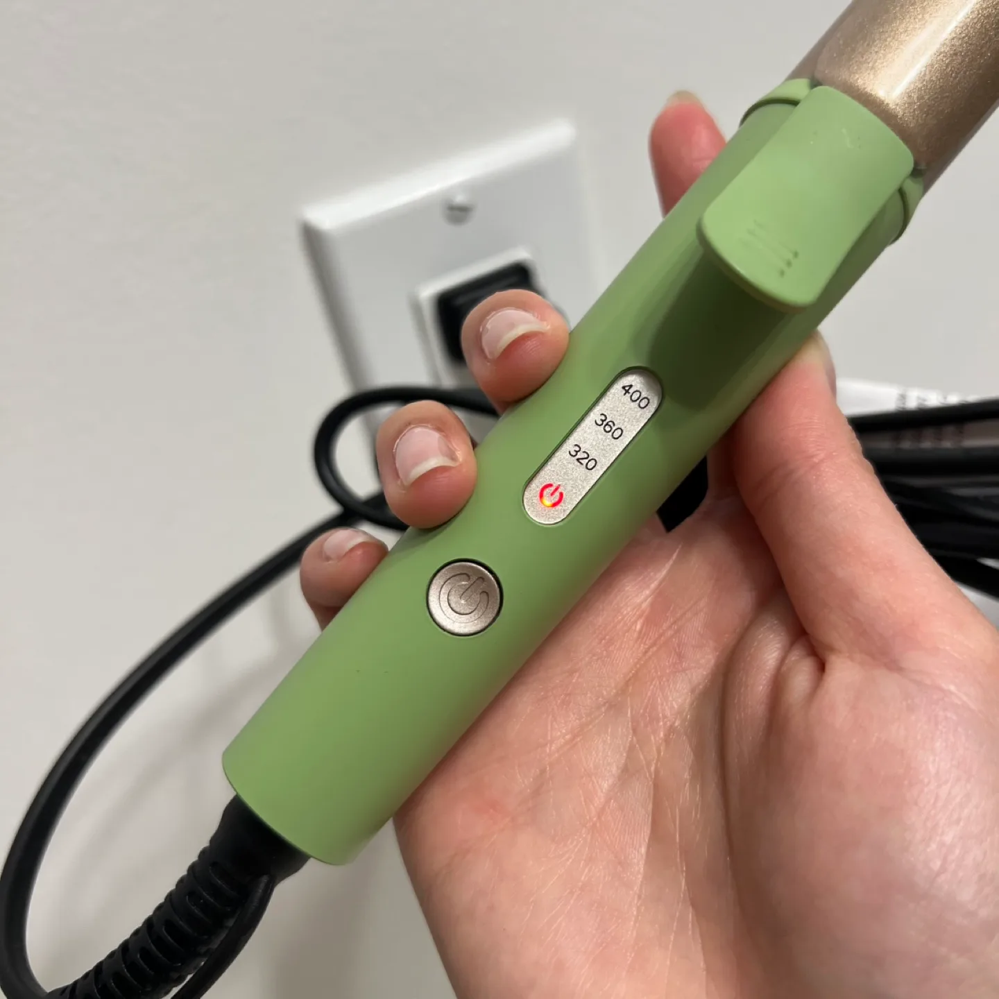 Brand New Travel Sized Curling Iron image indicator(2)