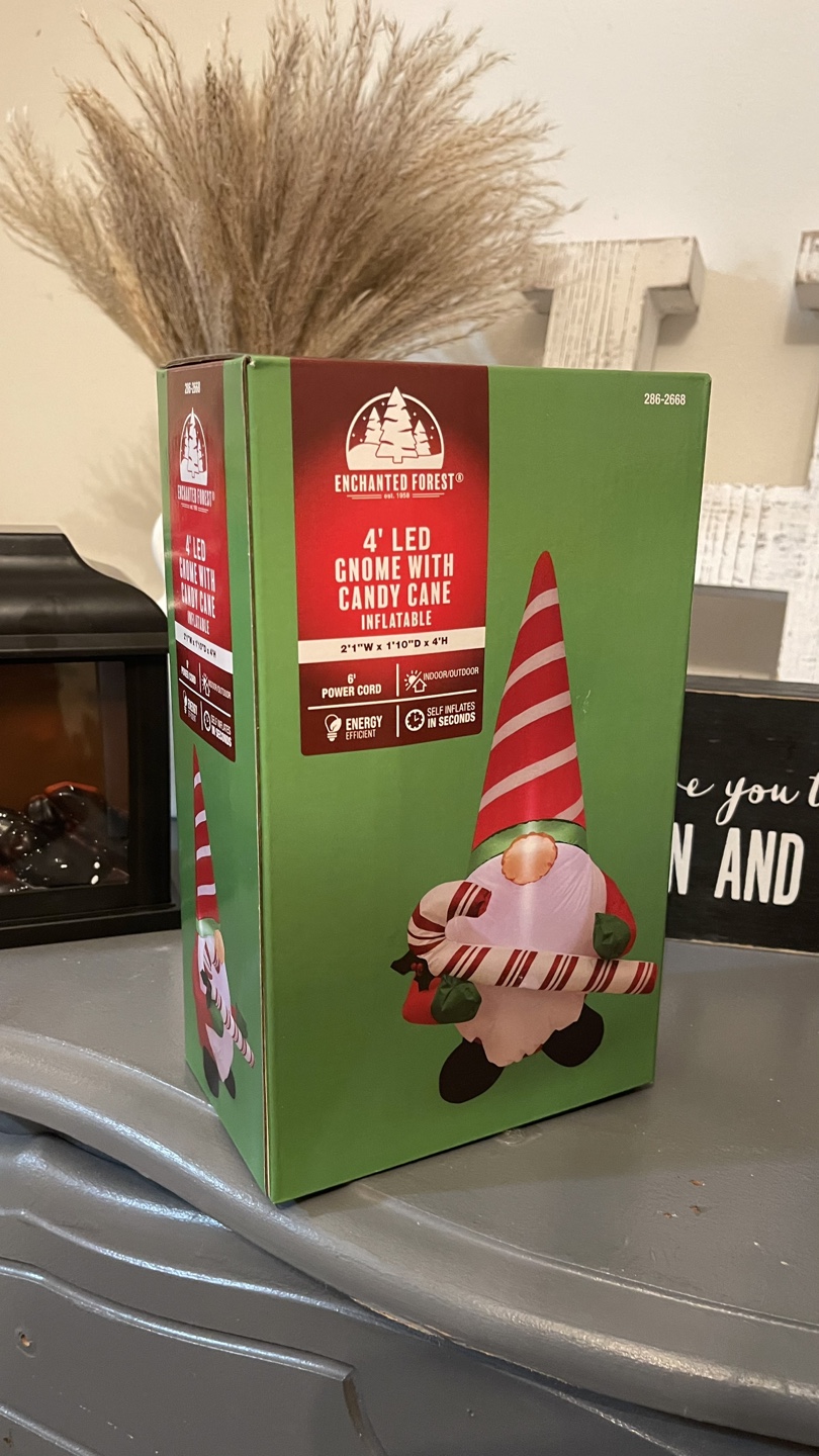 New 4' LED Christmas Inflatable( 📦 $25 per box )more pictures - photo 4