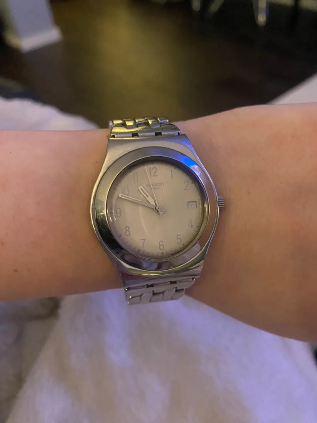 Swatch Irony Stainless Steel Women’s Watch- V8 Watch (SR626SW) image indicator(4)