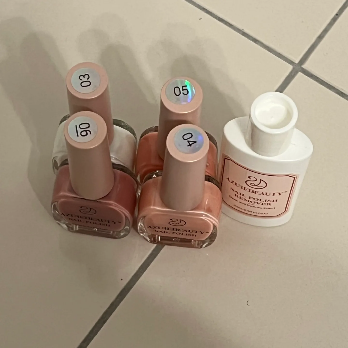 Quick Dry Nail Polish Set + Remover image indicator(3)