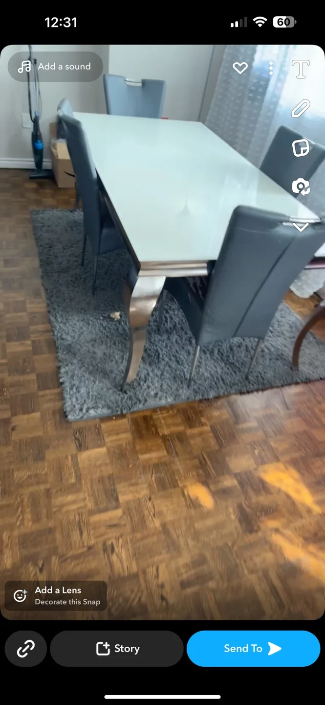 Glass Dining Table only image indicator(2)