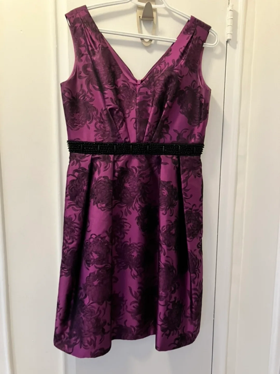 Carmen Marc Valvo Purple Floral Dress Size 8 image indicator(3)