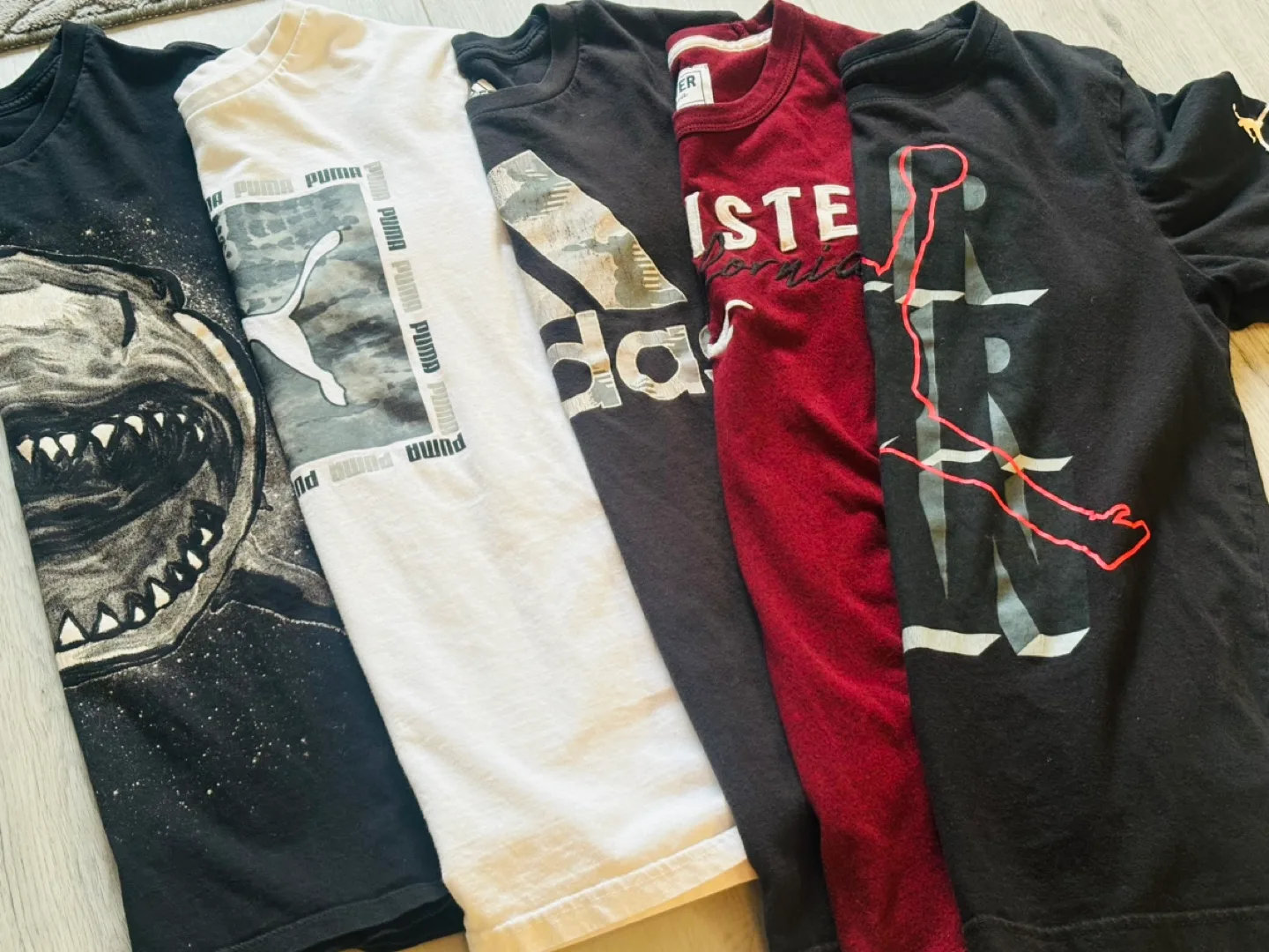 Bundle of 5 Boys' T-Shirts (14-16)